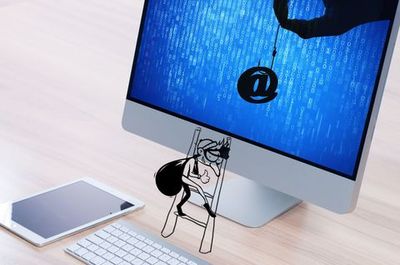 成年當(dāng)天，能否踏入網(wǎng)吧？解讀互聯(lián)網(wǎng)上網(wǎng)服務(wù)的年齡規(guī)定